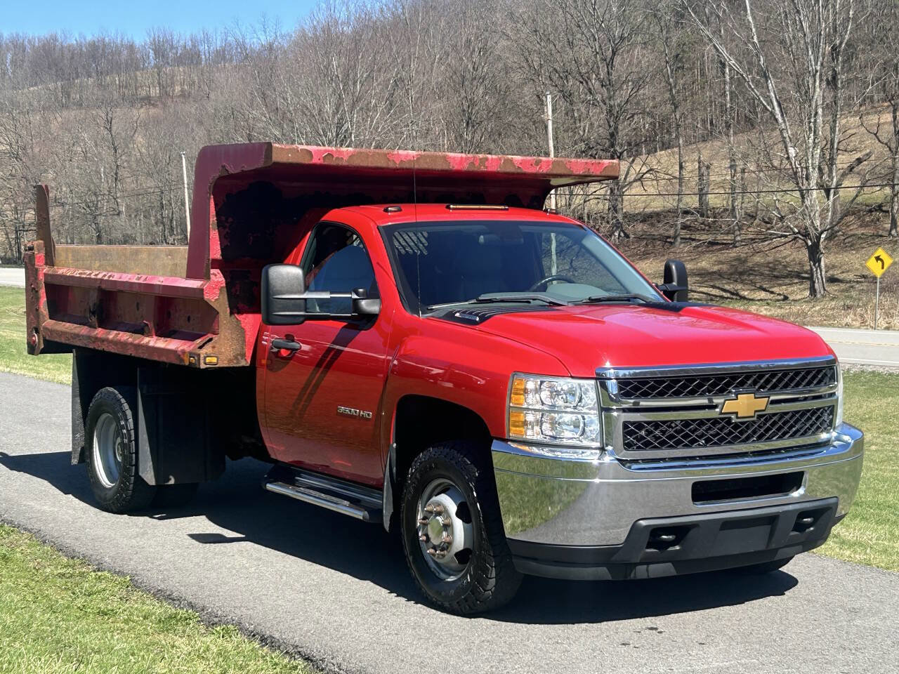 Used 2014 Chevrolet Silverado 3500 W/T w/ Snow Plow Prep Package image 2