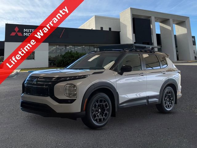 New 2025 Mitsubishi Outlander AWD