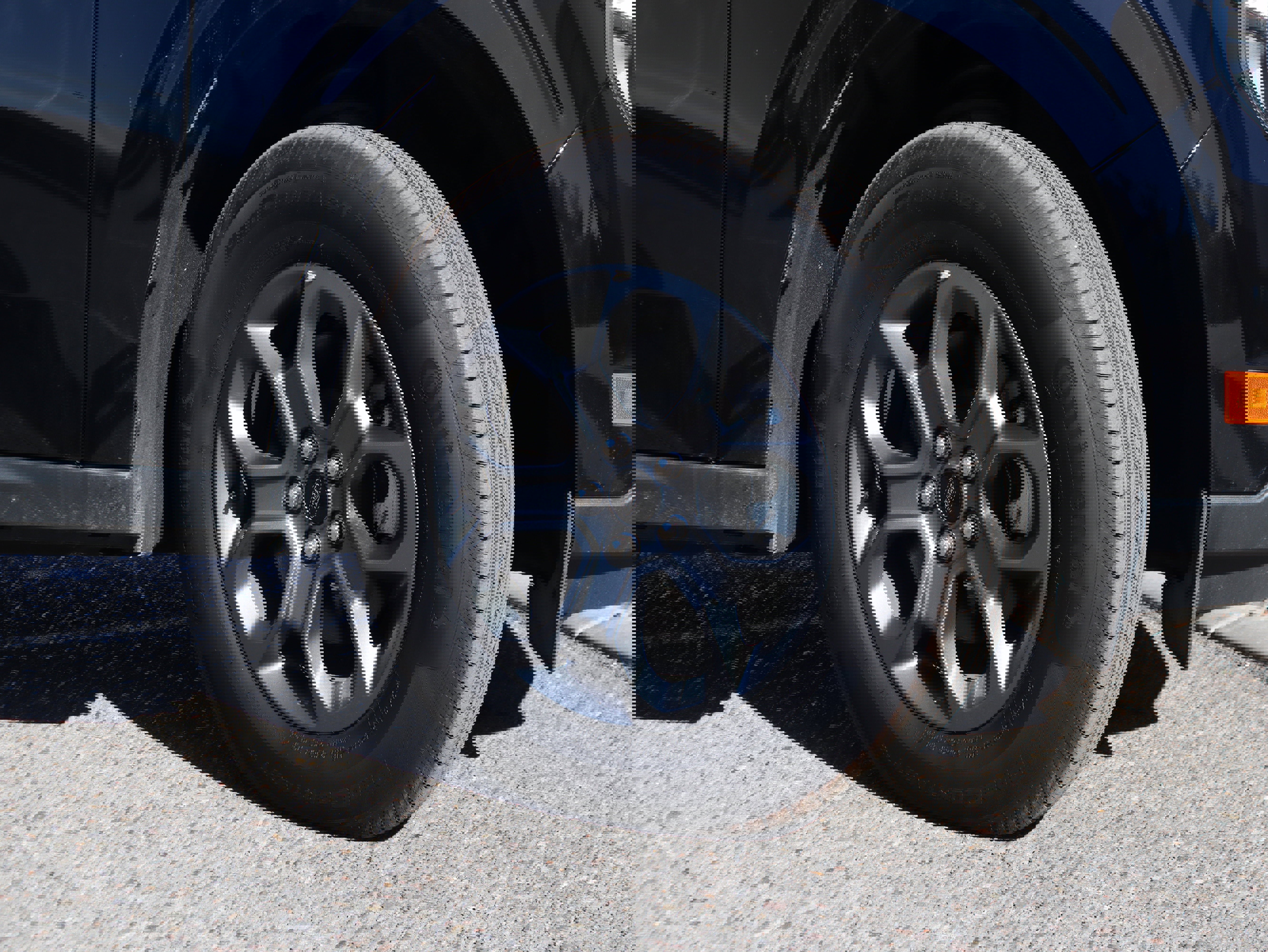 New 2025 Ford Maverick XLT w/ XLT Luxury Package image 13