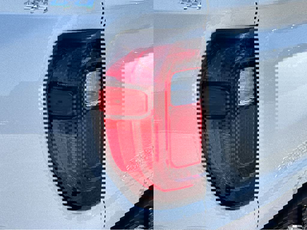 New 2026 GMC Canyon Elevation w/ Convenience Package image 20