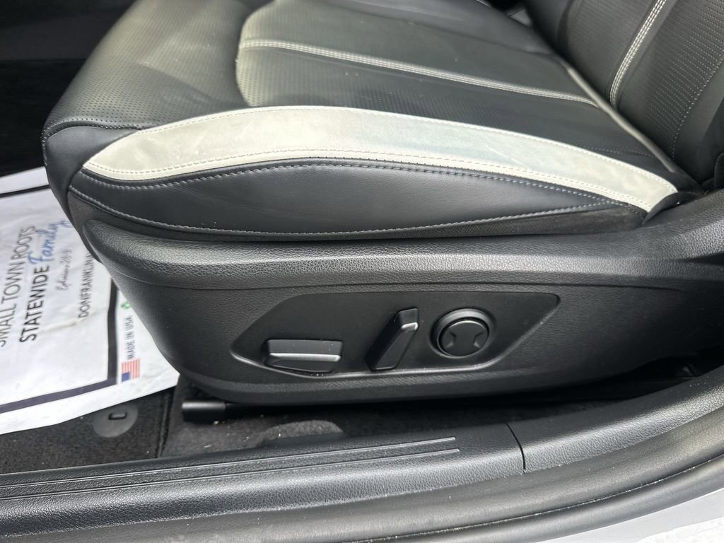 Used 2025 Kia K5 GT-Line image 12