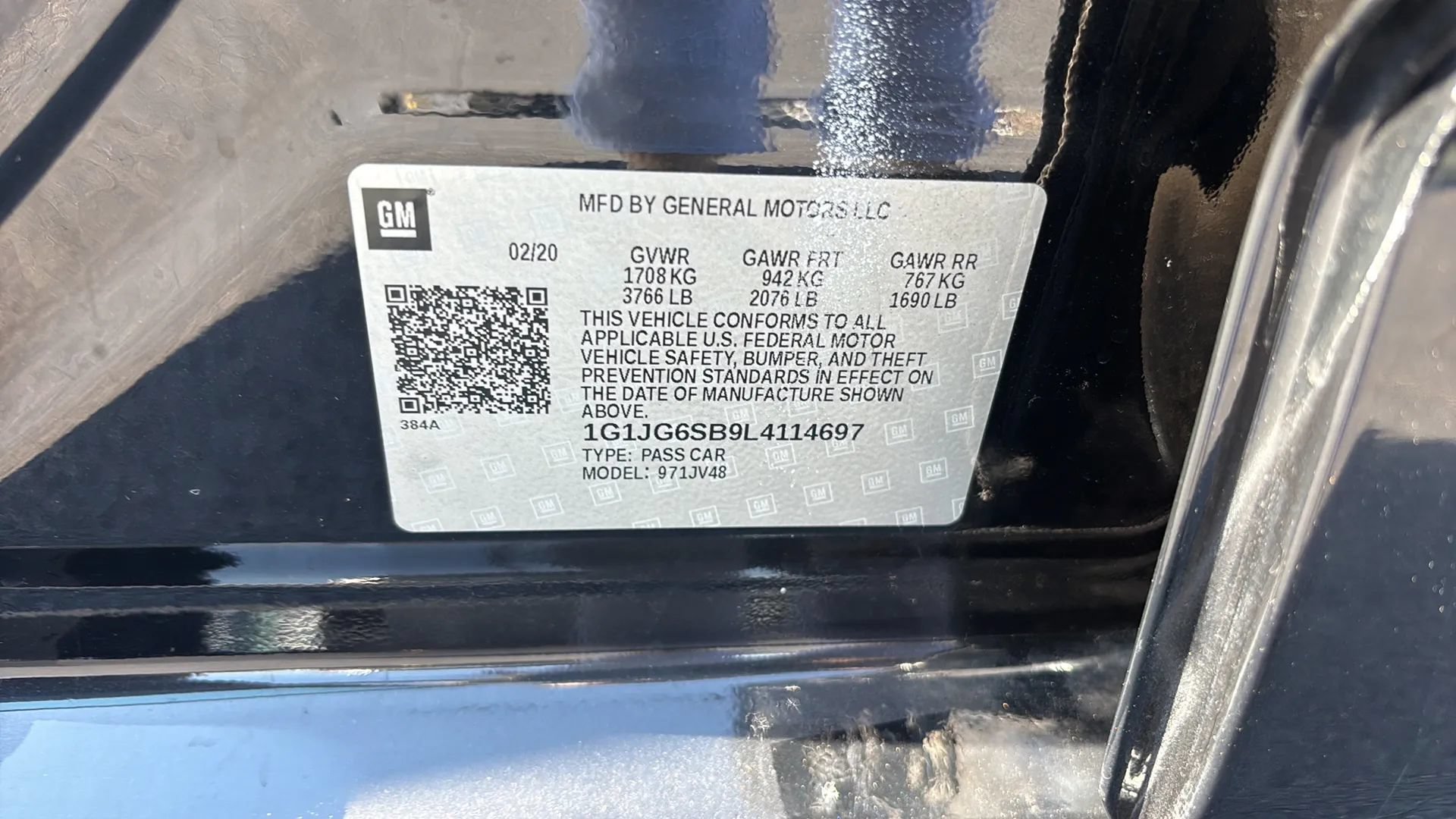 Used 2020 Chevrolet Sonic LT FWD image 29