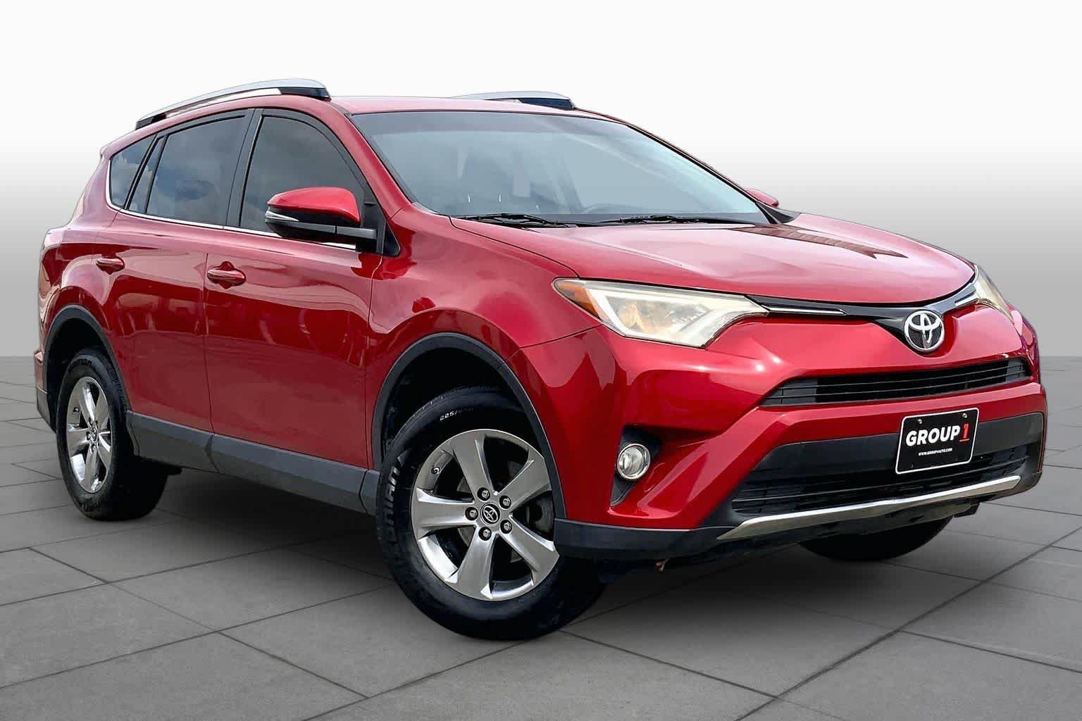 Used 2016 Toyota RAV4 XLE FWD image 3