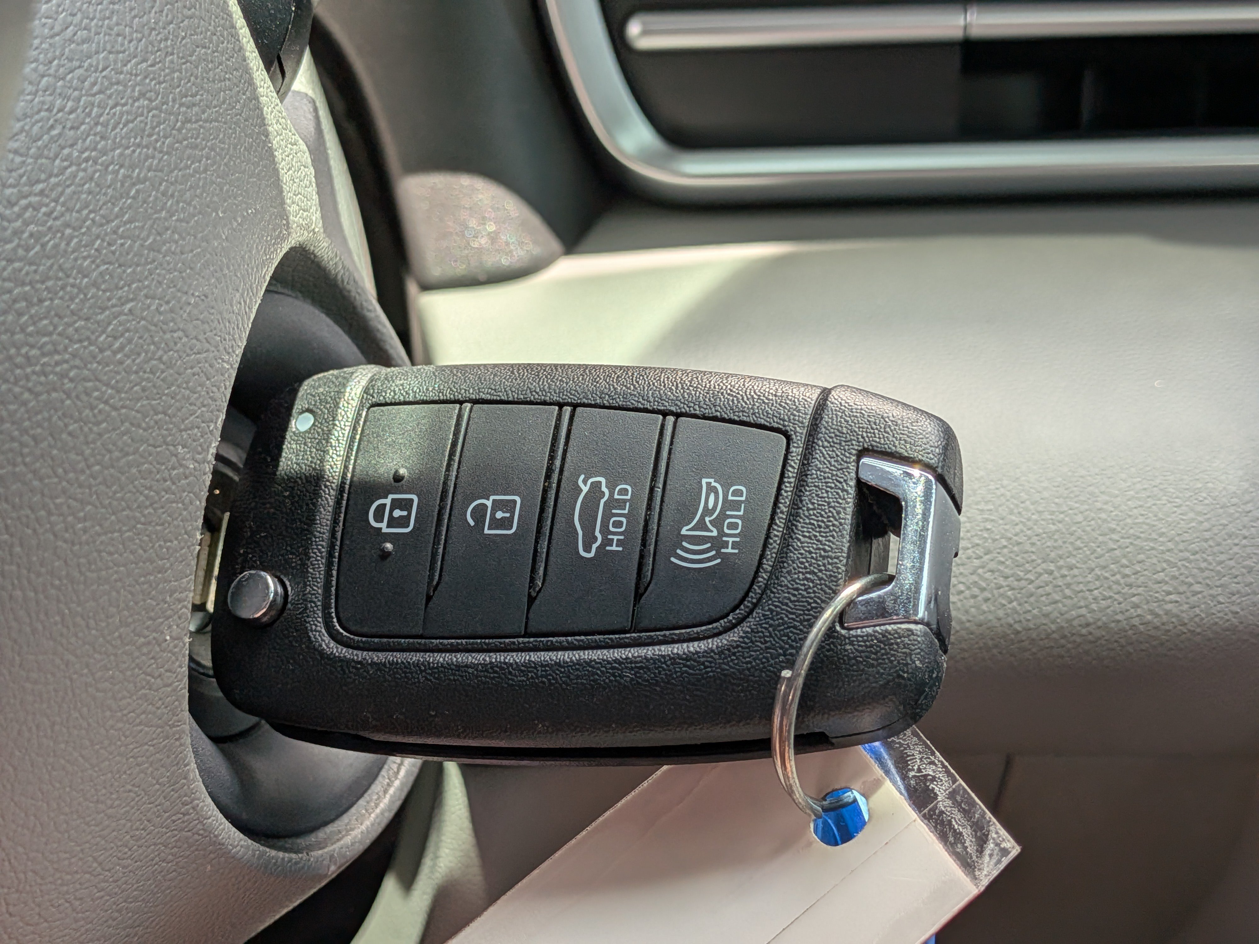Used 2026 Hyundai Elantra SE FWD image 31