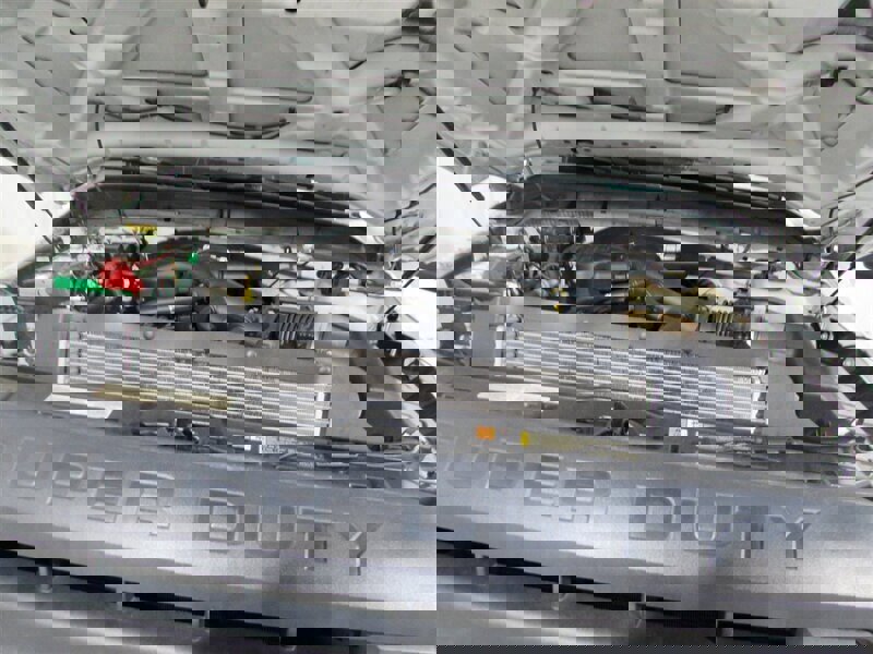 Used 2016 Ford F550 2WD Regular Cab Super Duty image 38