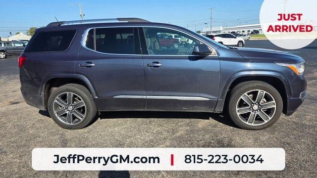 Used 2019 GMC Acadia Denali w/ Technology Package AWD/4WD image 5