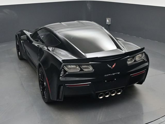 Used 2015 Chevrolet Corvette Z06 w/ 3LZ Preferred Equipment Group RWD image 23