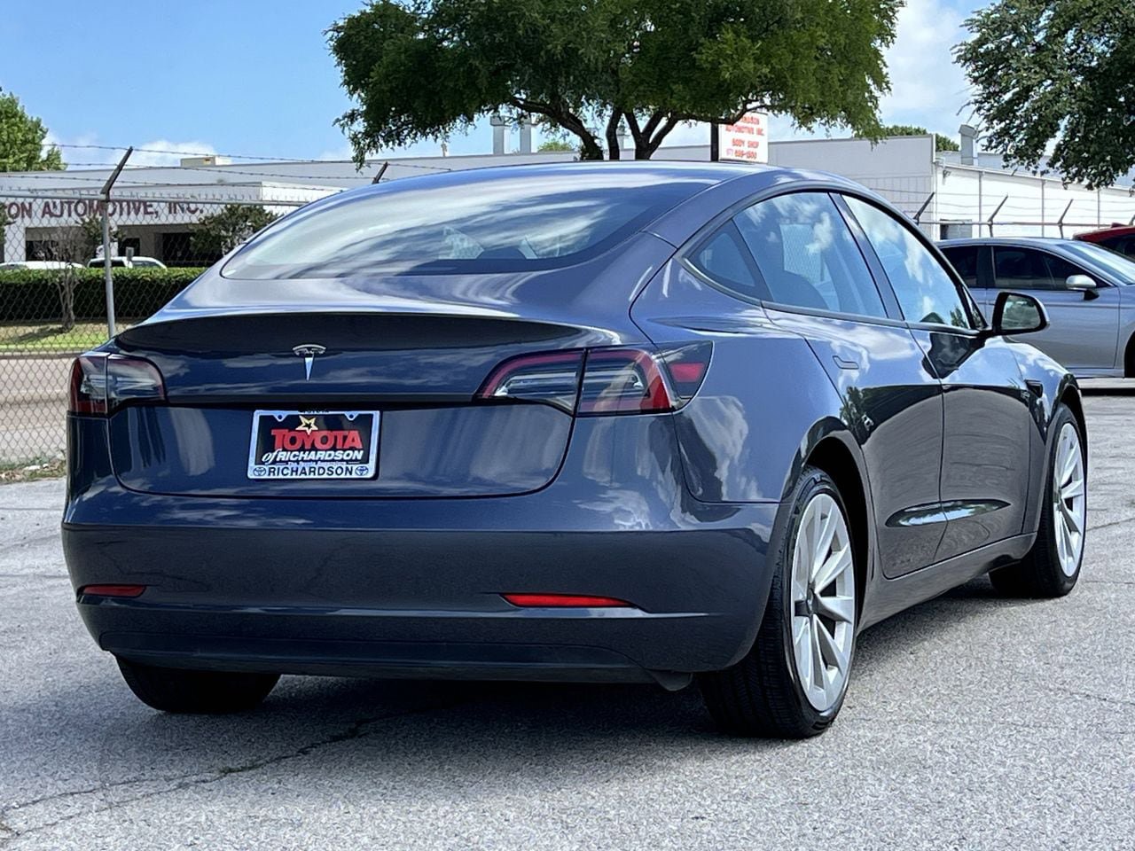 Used 2023 Tesla Model 3 Standard Range RWD image 4