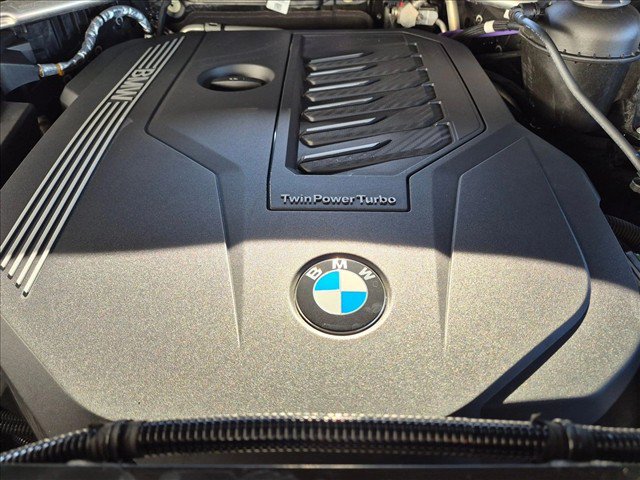 Used 2023 BMW X5 sDrive40i w/ Luxury Seating Package RWD image 22