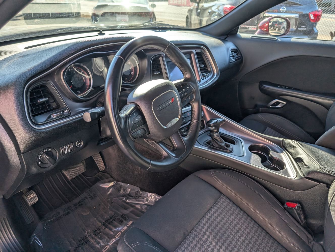 Used 2018 Dodge Challenger SXT image 12