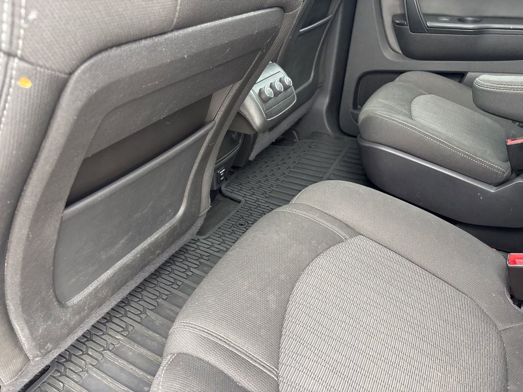 Used 2016 Chevrolet Traverse LT w/ Style and Technology Package AWD/4WD image 18