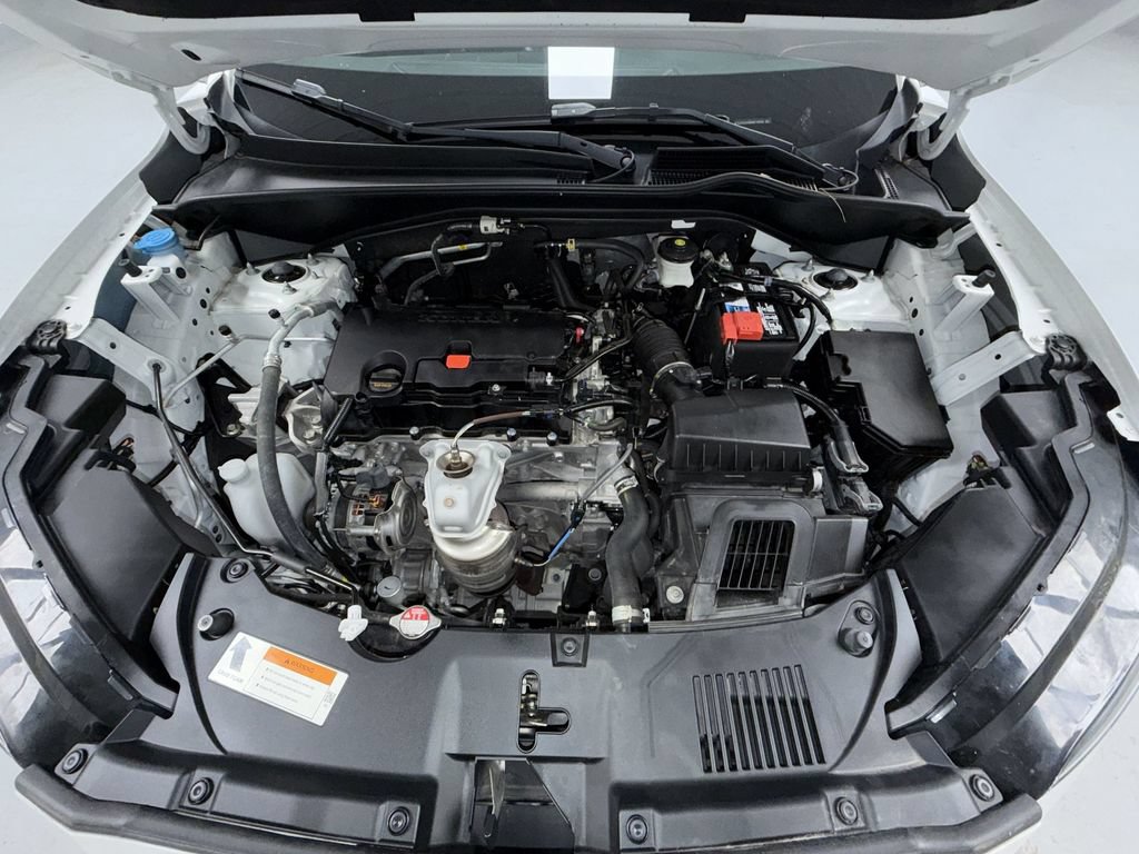 Used 2024 Honda HR-V LX image 19
