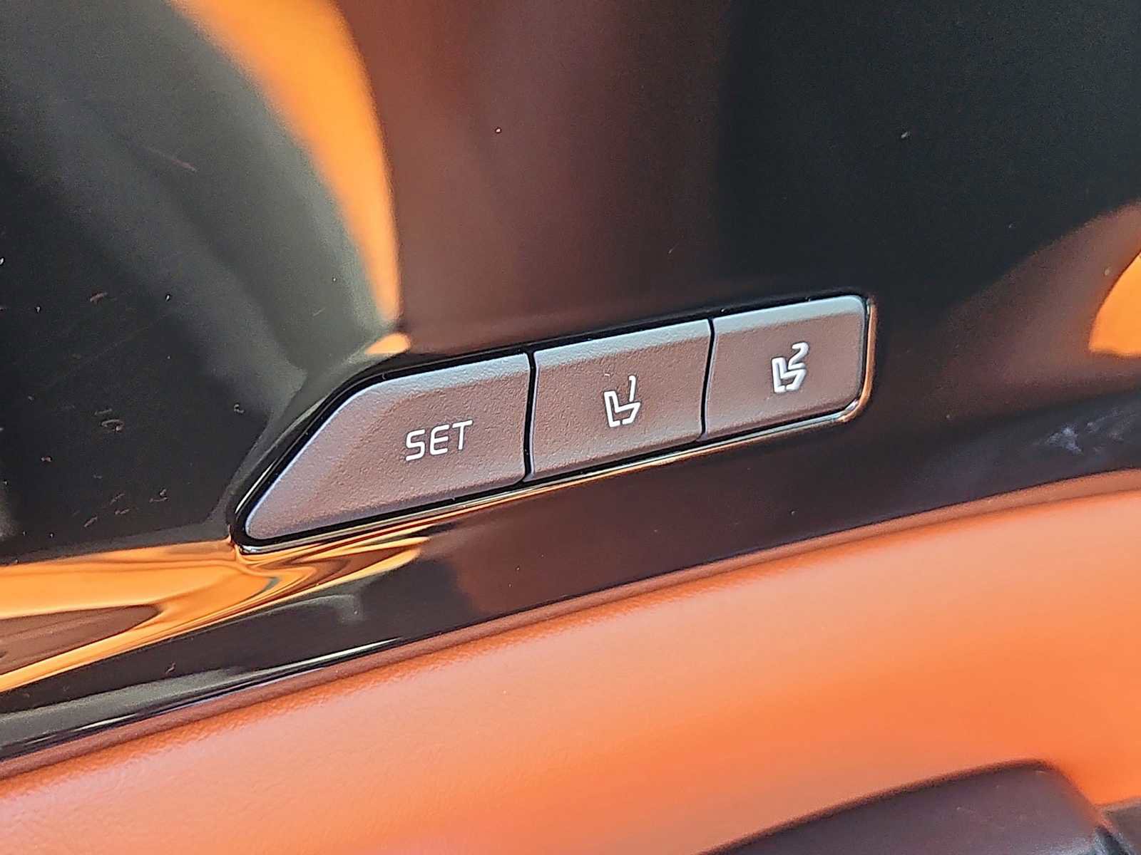 Used 2024 Kia Carnival SX FWD image 18