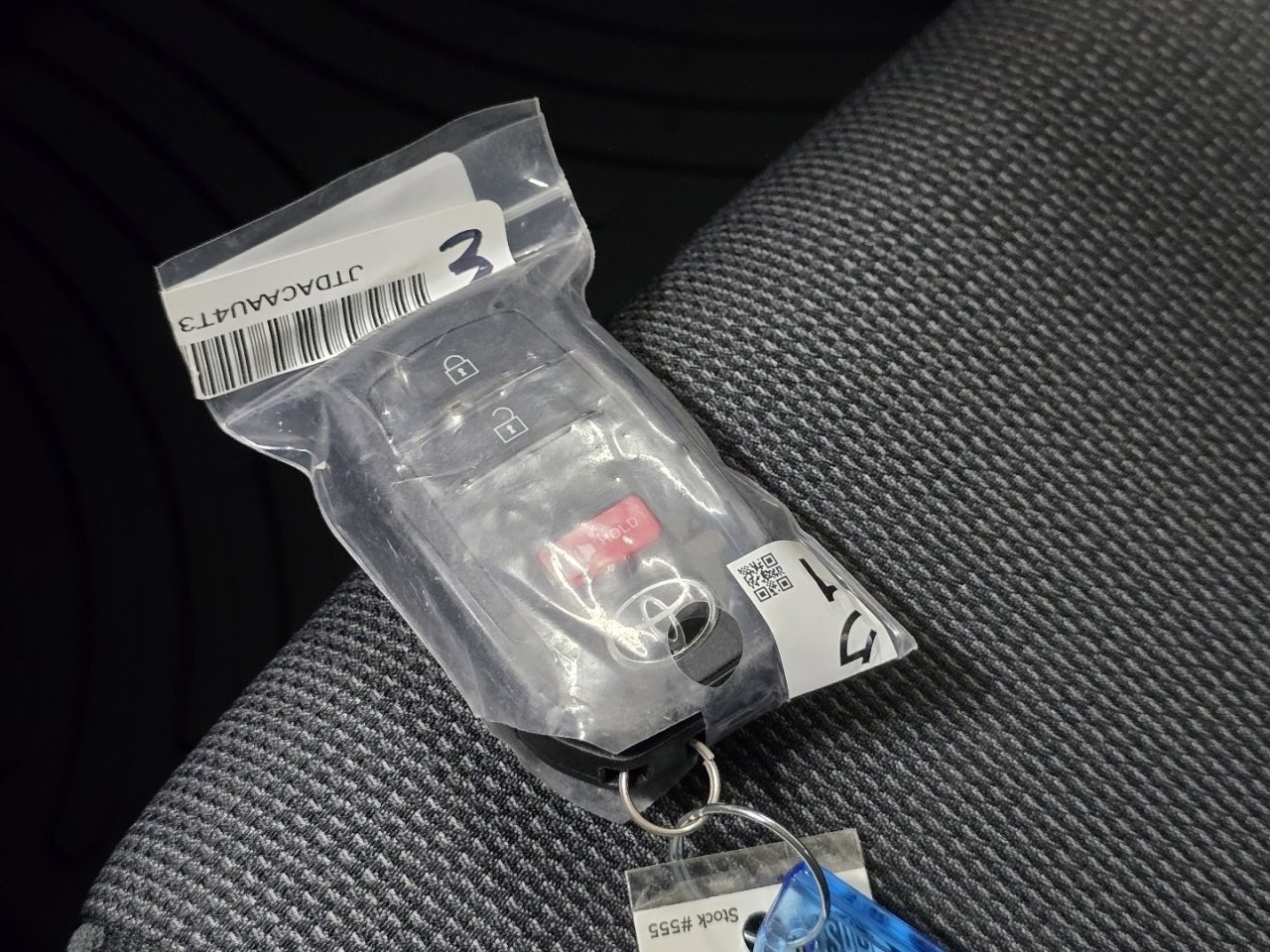 New 2026 Toyota Prius LE image 33