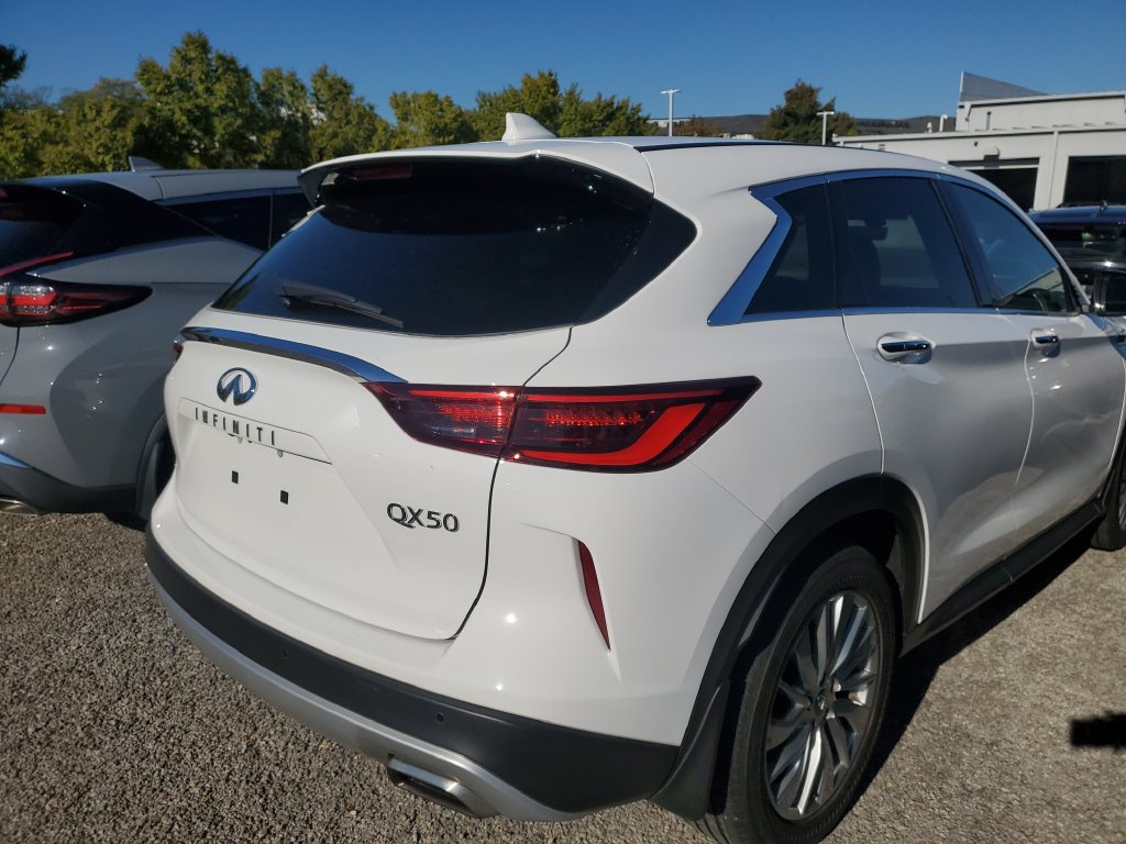 Used 2023 INFINITI QX50 Pure FWD image 19