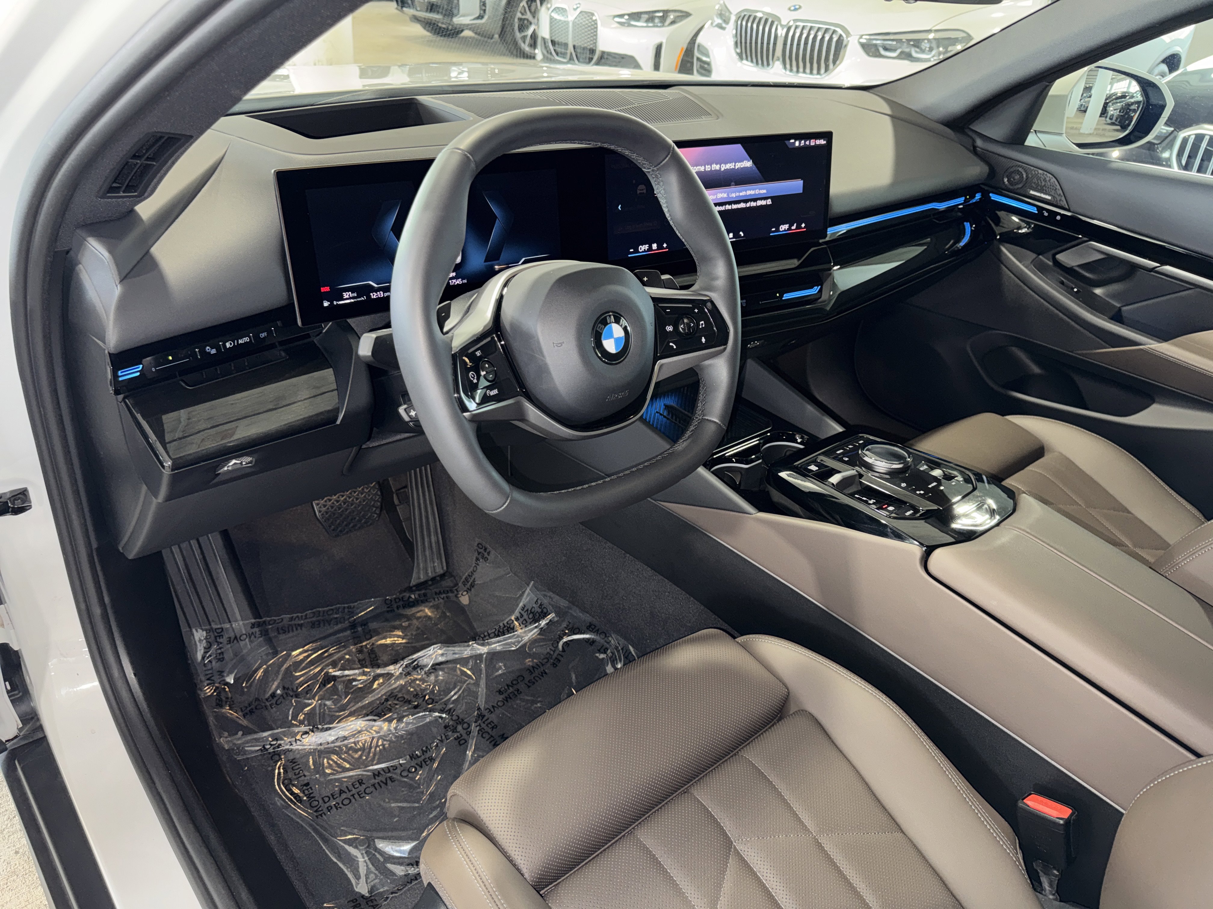 Used 2024 BMW 530i w/ Premium Package RWD image 20