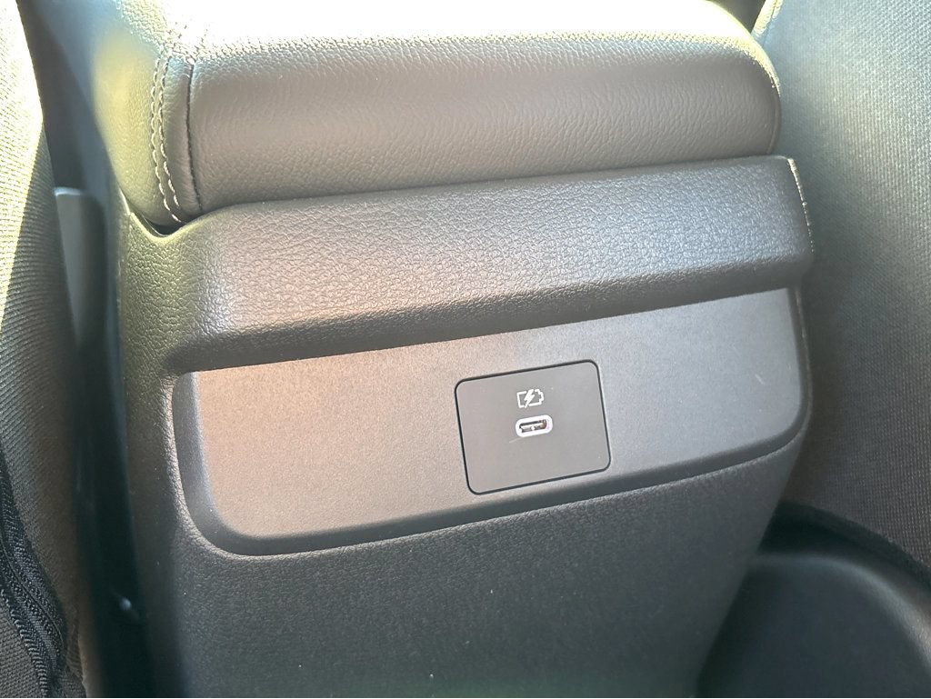 New 2026 Nissan Sentra SR w/ SR Premium Package FWD image 23
