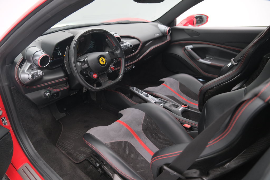 Used 2022 Ferrari F8 Tributo RWD image 12