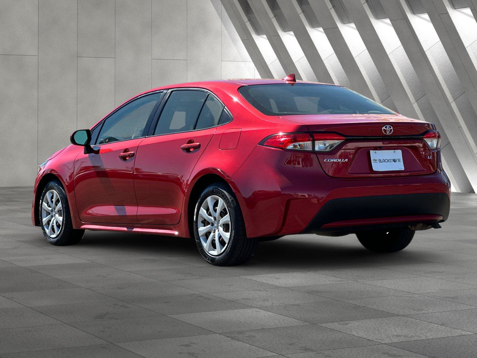 Used 2020 Toyota Corolla LE FWD image 6