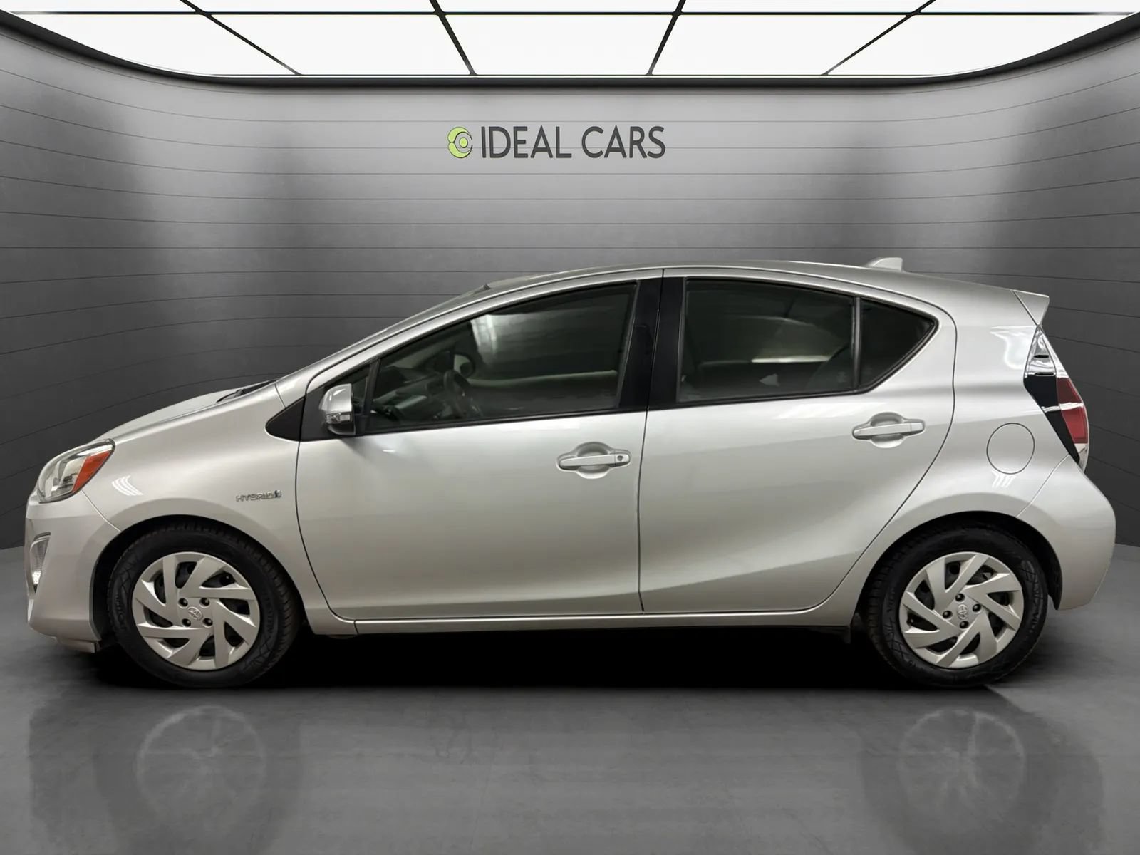 Used 2015 Toyota Prius C Two FWD image 8