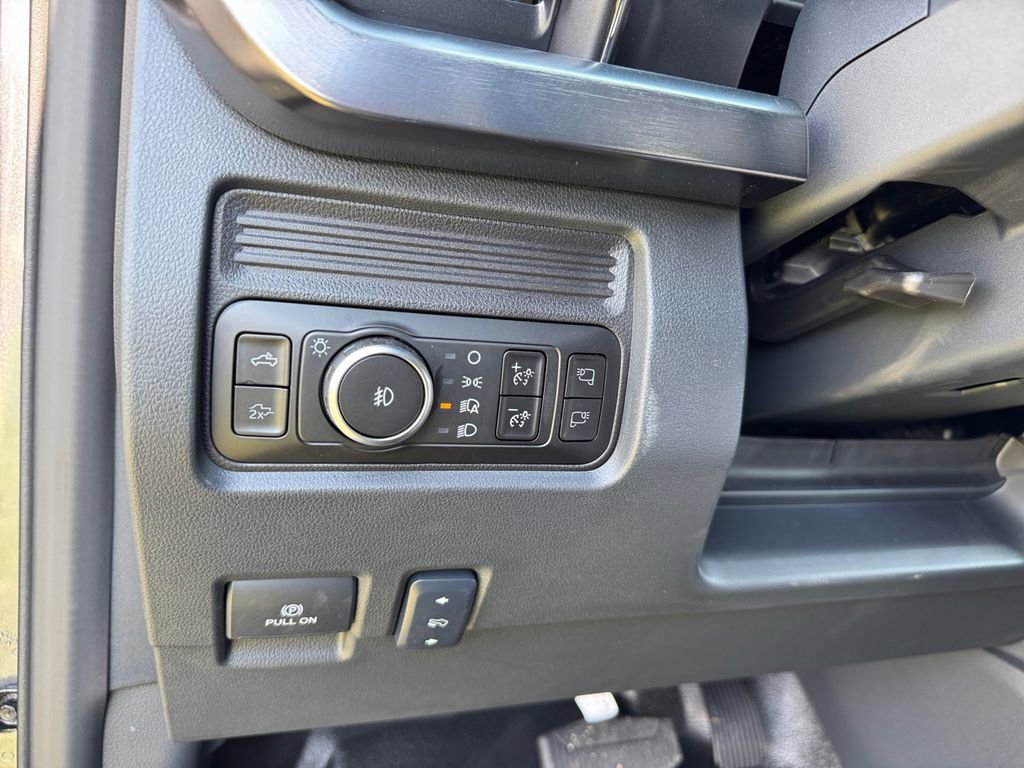 New 2026 Ford F350 Lariat image 21