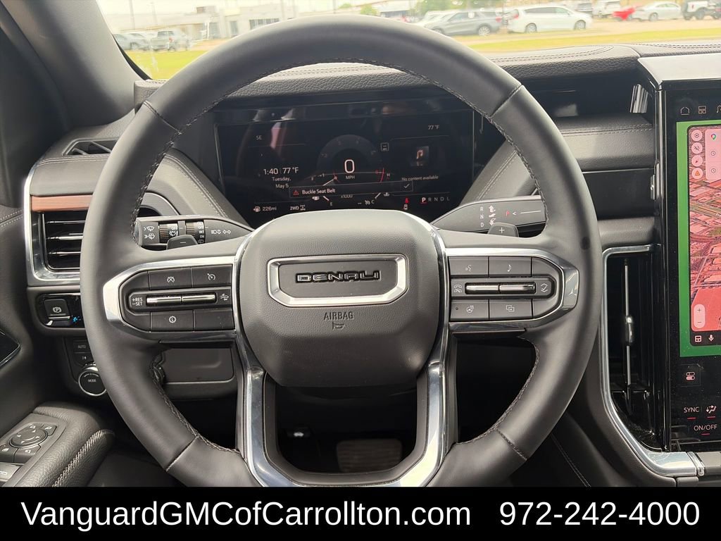 Used 2025 GMC Yukon XL Denali AWD/4WD image 17