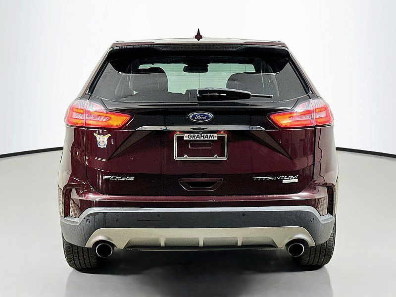 Used 2019 Ford Edge Titanium w/ Cold Weather Package AWD/4WD image 6