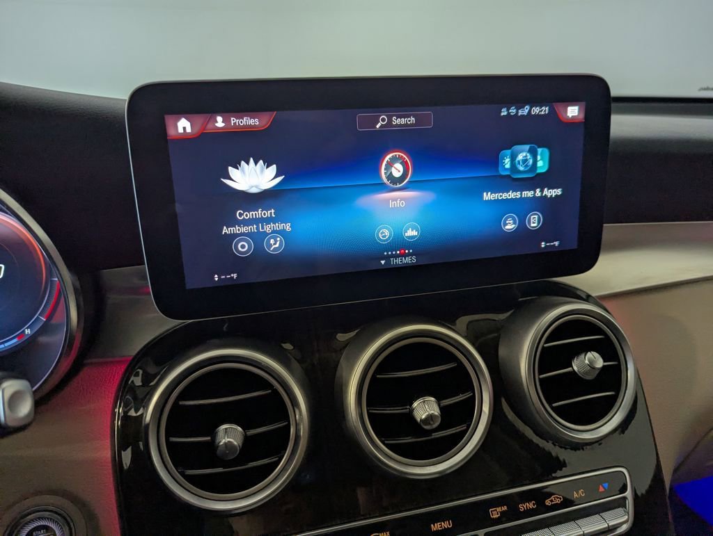 Used 2021 Mercedes-Benz GLC 300 image 11