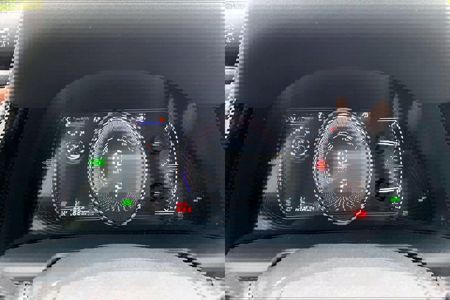 Certified 2025 Lexus ES 300h w/ Premium Package image 26