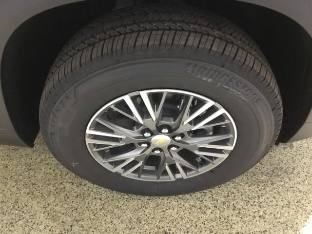 New 2026 Chevrolet Traverse LT w/ LPO, Floor Liner Package image 24