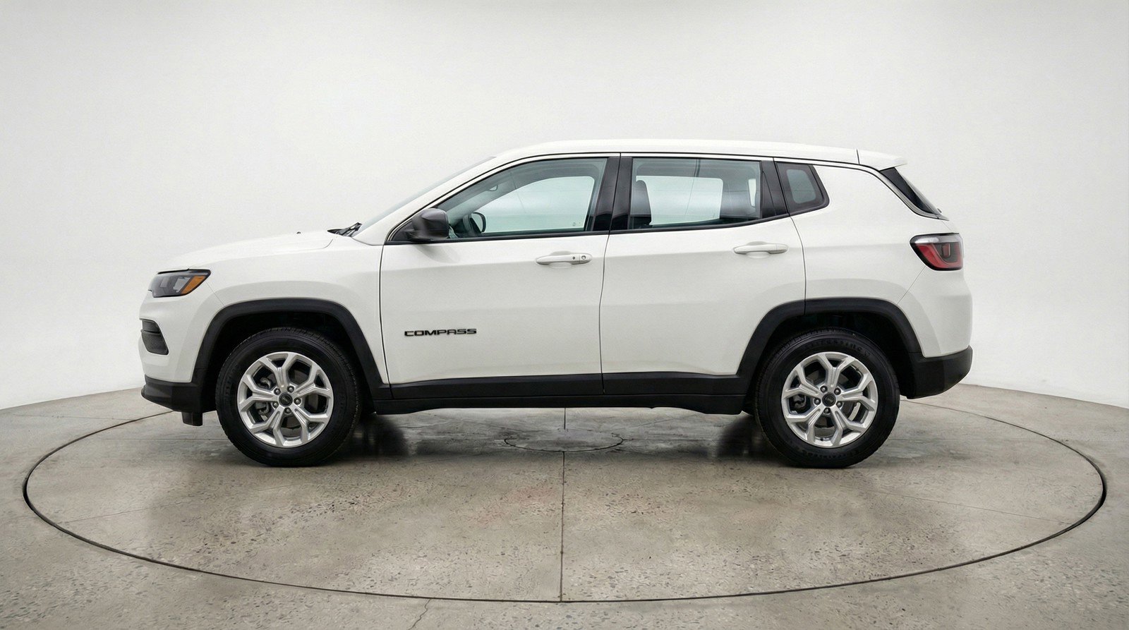 Used 2025 Jeep Compass Latitude image 5