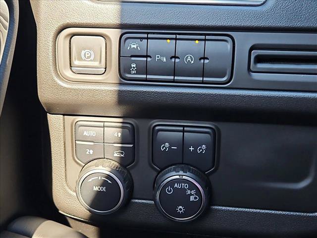 Used 2023 Chevrolet Tahoe LS AWD/4WD image 17