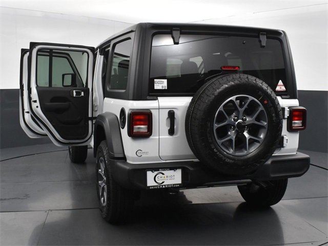 Used 2024 Jeep Wrangler Sport S image 54