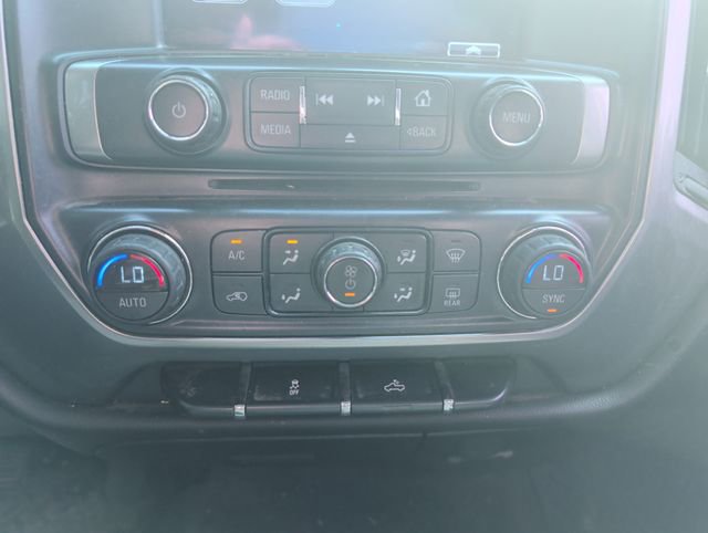 Used 2015 Chevrolet Silverado 1500 LT AWD/4WD image 9