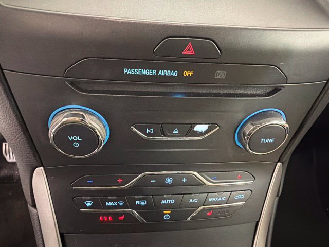 Used 2017 Ford Edge SEL w/ Equipment Group 201A FWD image 26