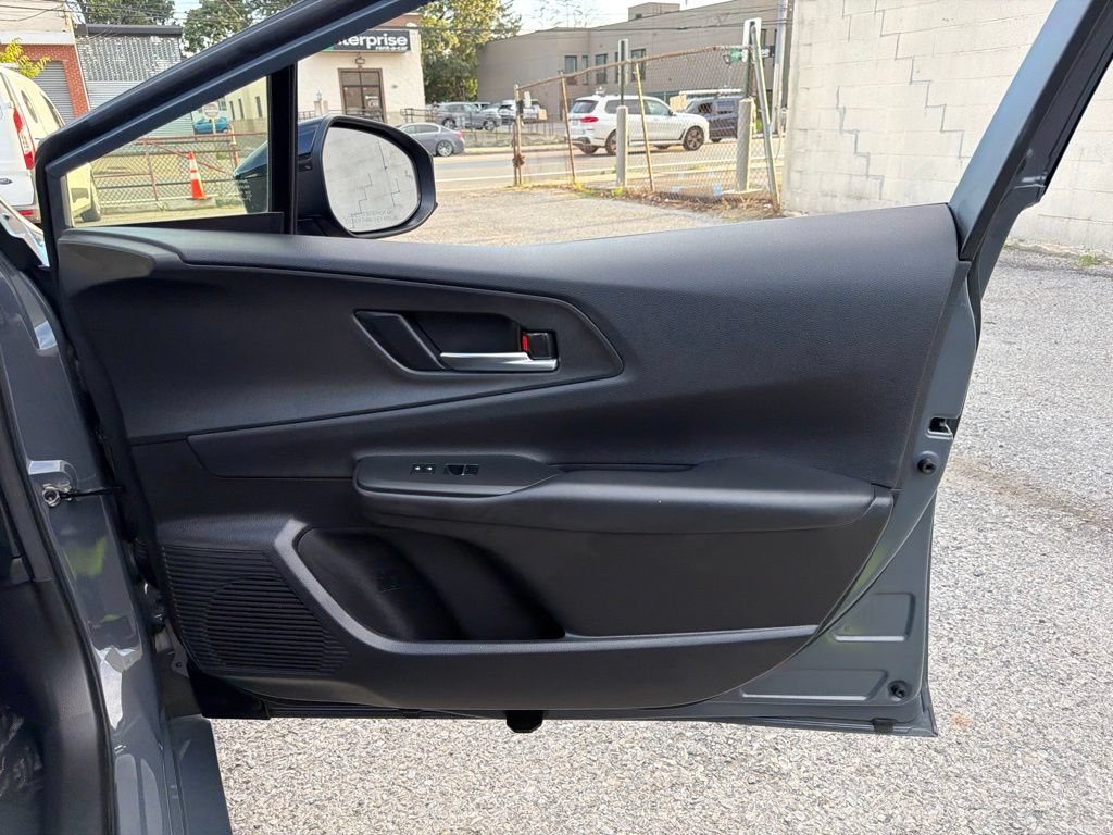 Used 2023 Toyota Prius Prime FWD image 14