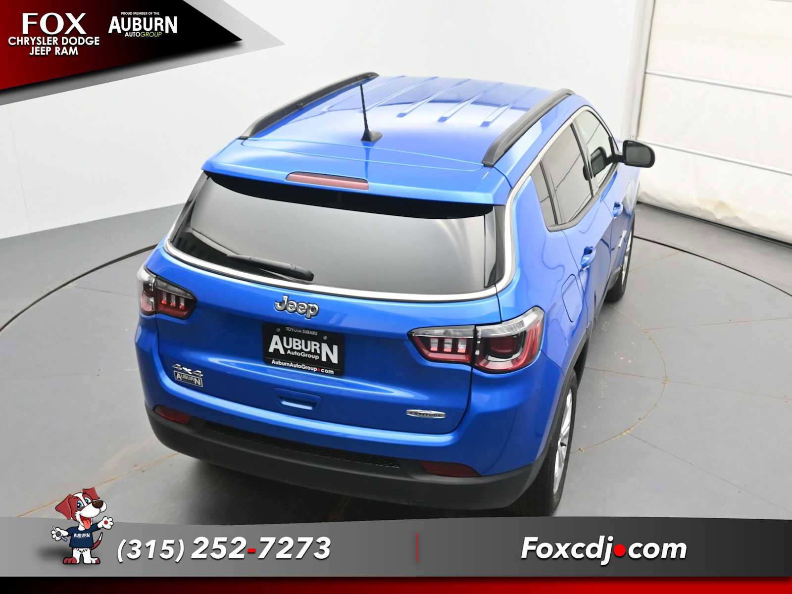 Used 2024 Jeep Compass Latitude w/ Convenience Group image 28