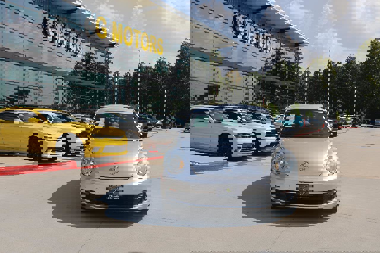 Used 2013 Volkswagen Beetle 2.5 image 30