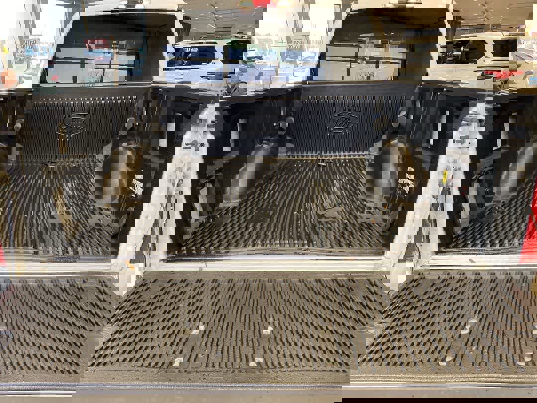 Used 2015 Ford F150 XLT w/ Trailer Tow Package image 22