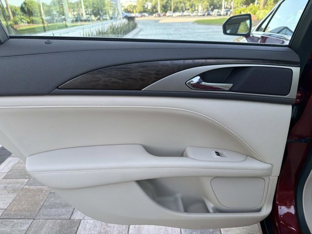 Used 2017 Lincoln MKZ Reserve FWD image 16