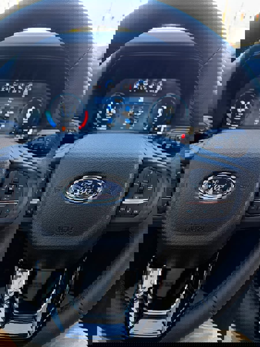 New 2025 Ford Ranger Lariat w/ Black Appearance Package image 16