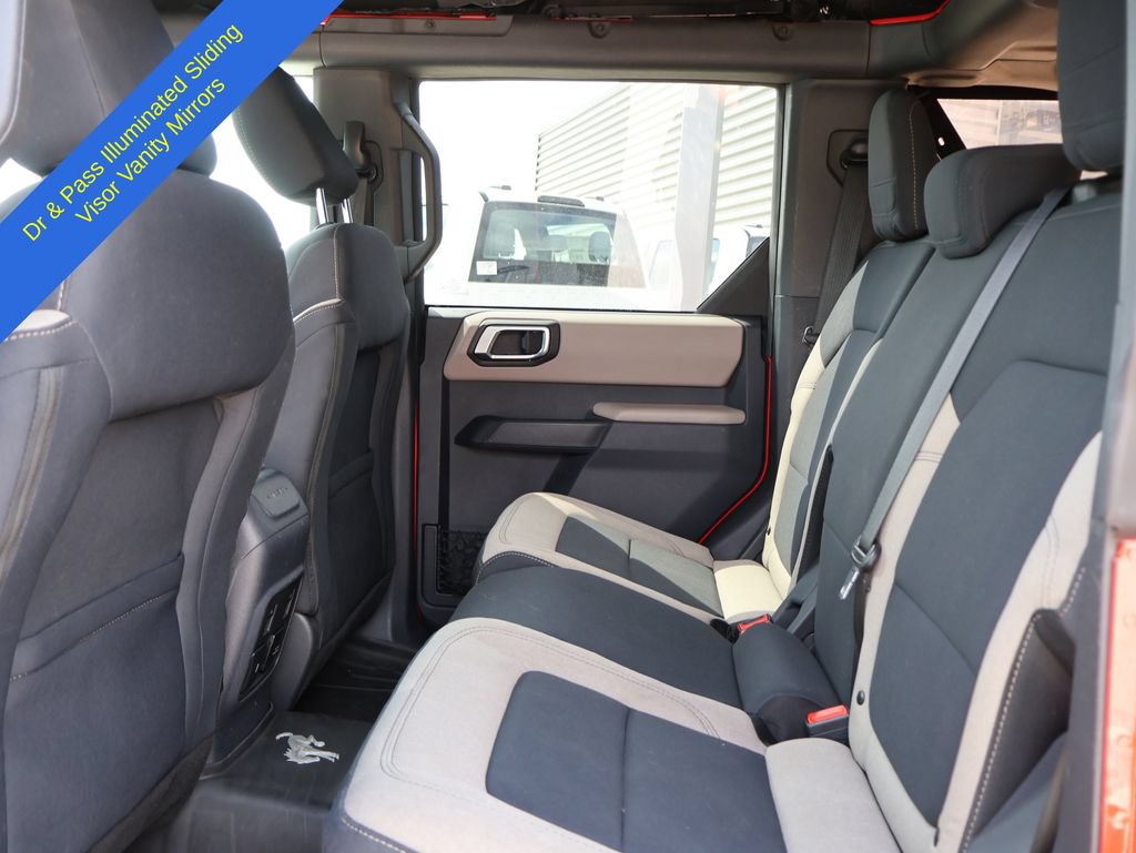 Used 2022 Ford Bronco Big Bend w/ Sasquatch Package AWD/4WD image 17