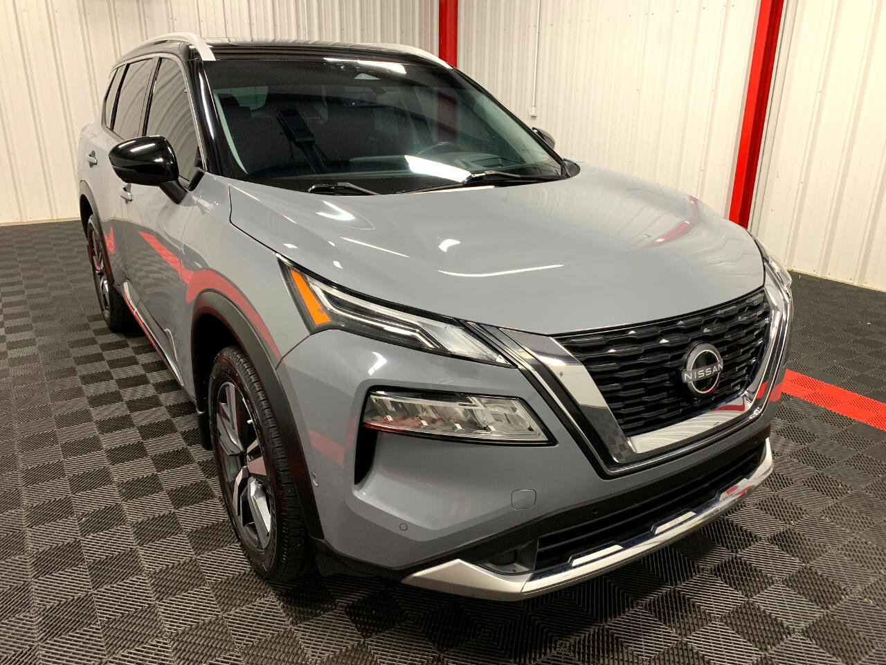 Used 2023 Nissan Rogue Platinum w/ Platinum Premium Package image 7