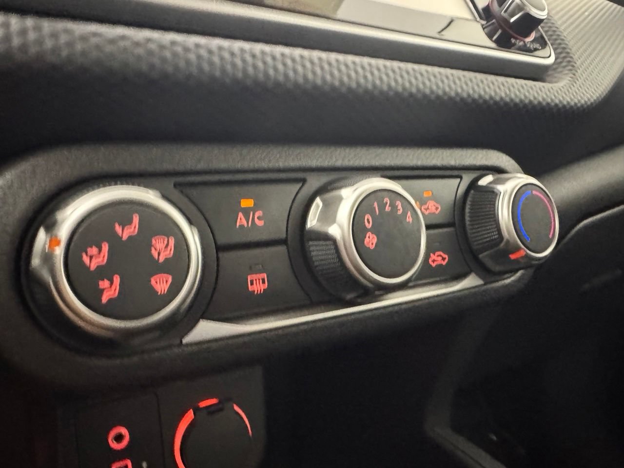 Used 2024 Nissan Kicks S FWD image 22