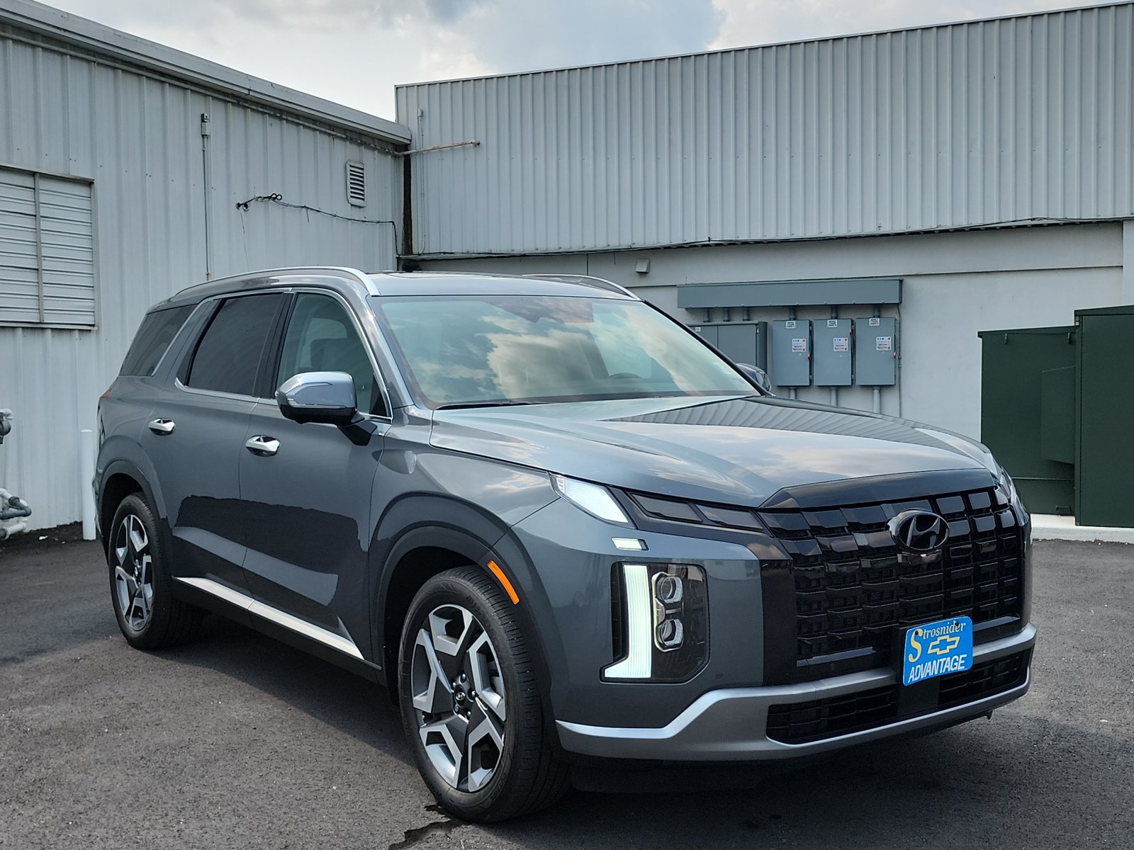 Used 2024 Hyundai Palisade SEL w/ Premium Package AWD/4WD image 7