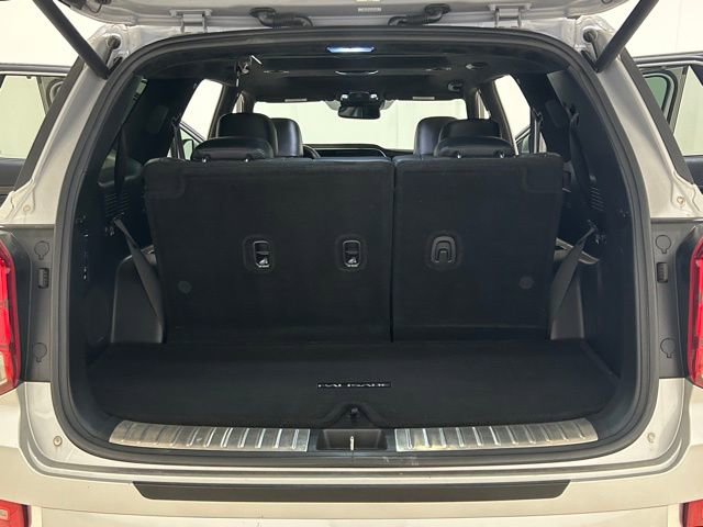 Used 2021 Hyundai Palisade Calligraphy w/ Winter Package image 19