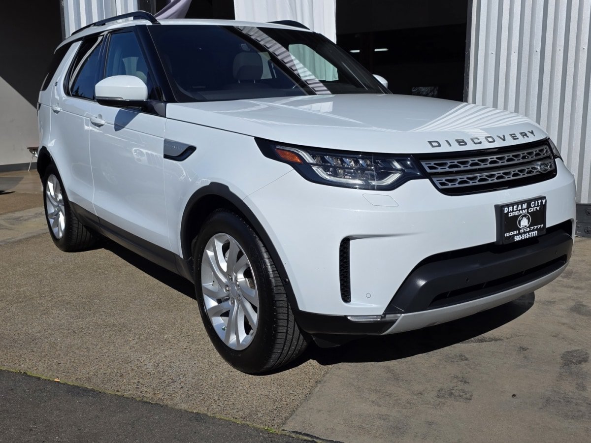 Used 2019 Land Rover Discovery HSE AWD/4WD image 2