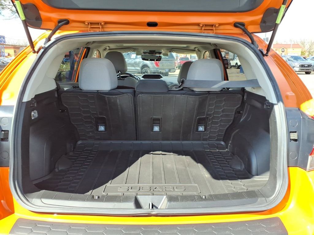 Used 2020 Subaru Crosstrek 2.0i Premium w/ Moonroof Package 2 image 10