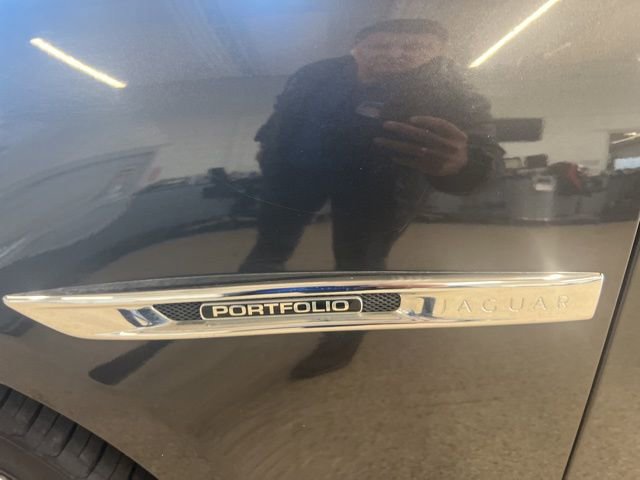 Used 2012 Jaguar XJ L image 10