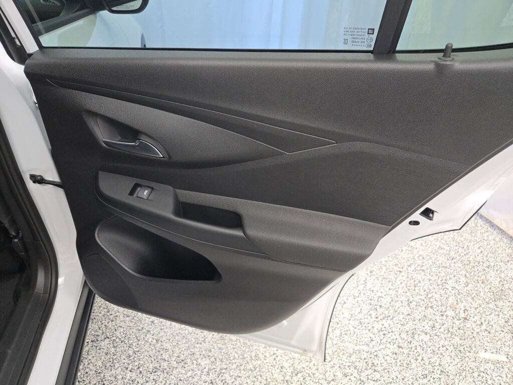 New 2026 Buick Envista Preferred w/ Convenience I Package FWD image 10